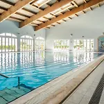 Pool View 2 Bedroom 1st Floor Apartment, Oasis Parque Near Alvor At14 波尔蒂芒
