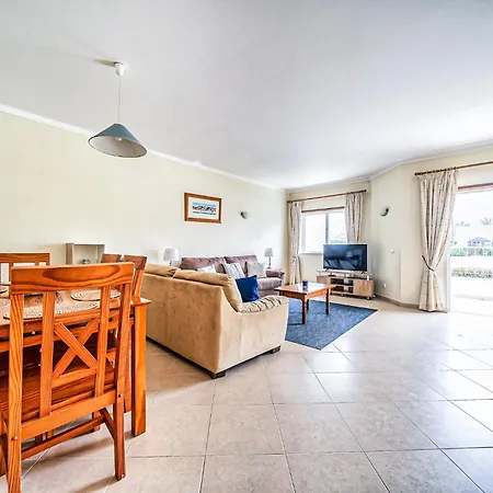 Pool View 2 Bedroom 1st Floor Apartment, Oasis Parque Near Alvor At14 *