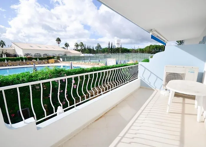 Pool View 2 Bedroom 1st Floor Apartment, Oasis Parque Near Alvor At14 Apartament