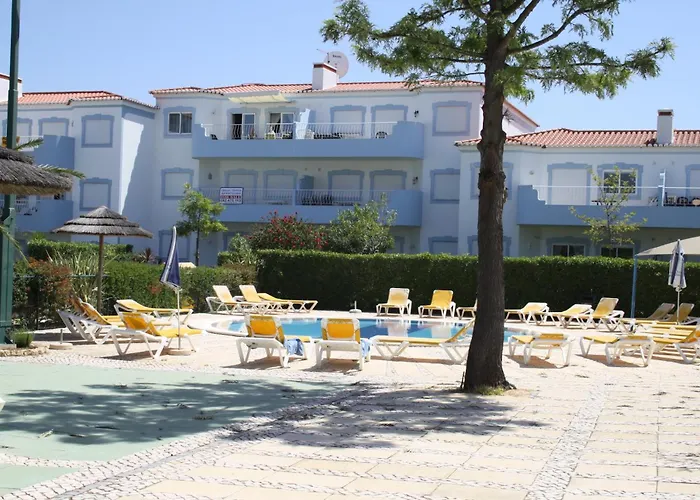 Pool View 2 Bedroom 1st Floor Apartment, Oasis Parque Near Alvor At14 Appartement